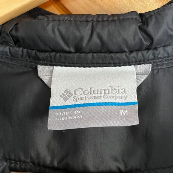 Columbia Black Light Weight Hooded Puffer - Picture 3 of 4